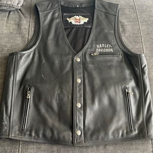 Men’s Harley-Davidson Leather Vest-Size XL